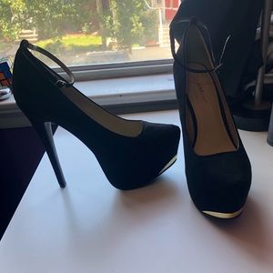 JustFab Cassia Platform heels